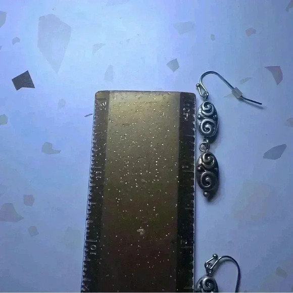 Premier Designs "Carried Away” Earrings Gold Silver Dangle Fish Hooks - Picture 3 of 3